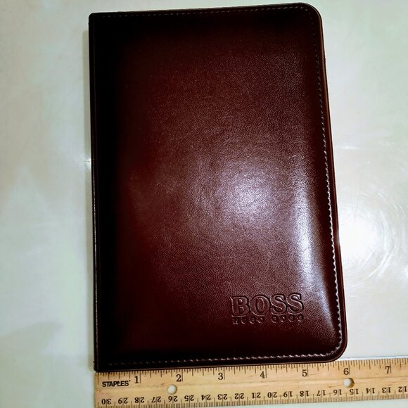 HUGO BOSS VEGAN LEATHER NOTE BINDER + NOTEPAD - Picture 3 of 15